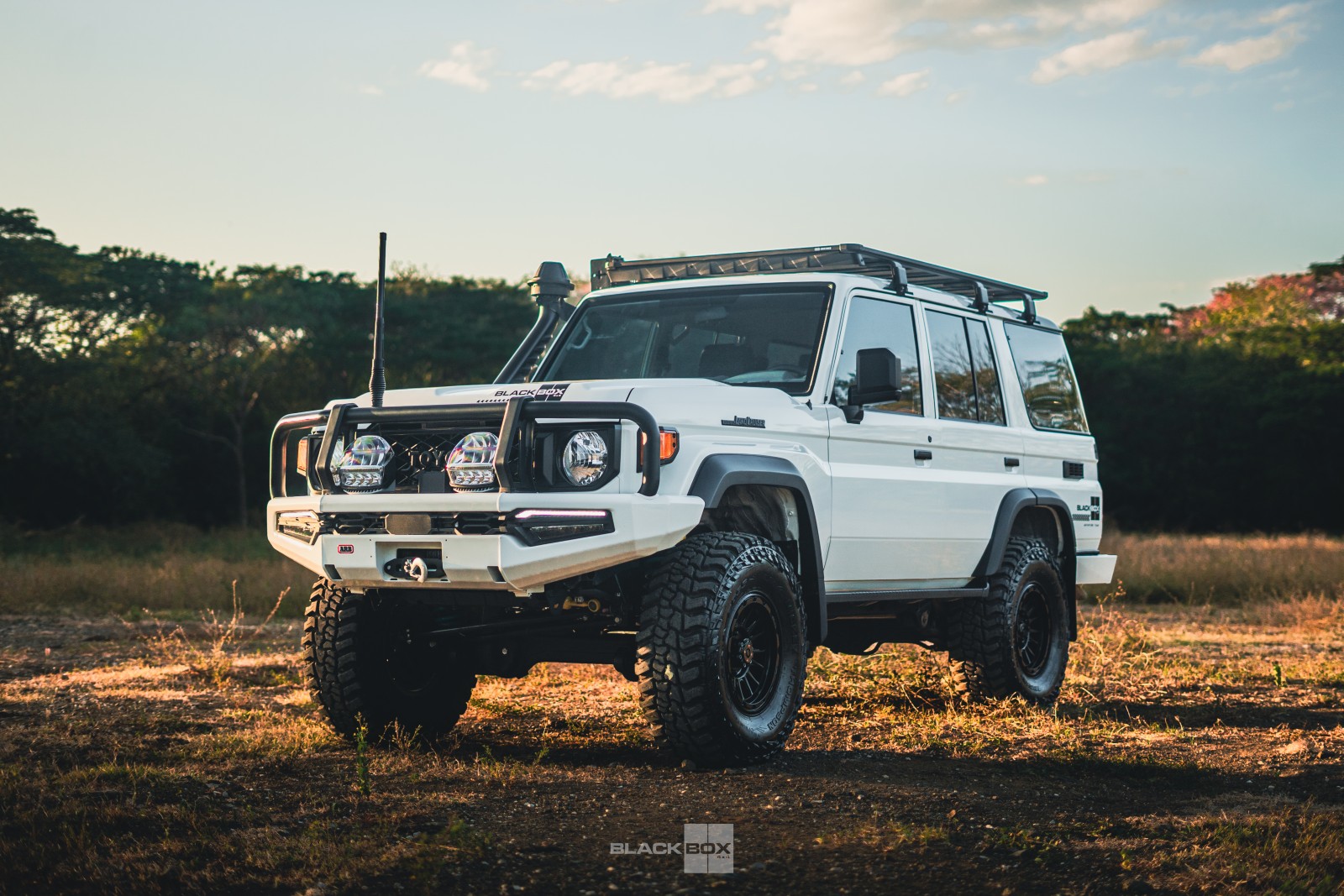 brand-new-lc76-essential-package-147