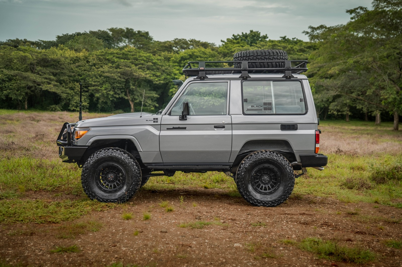 toyota-land-cruiser-lc71-99
